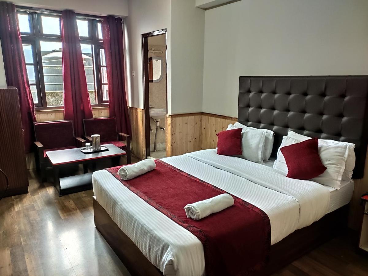 Hotel Zambala Gangtok Bagian luar foto